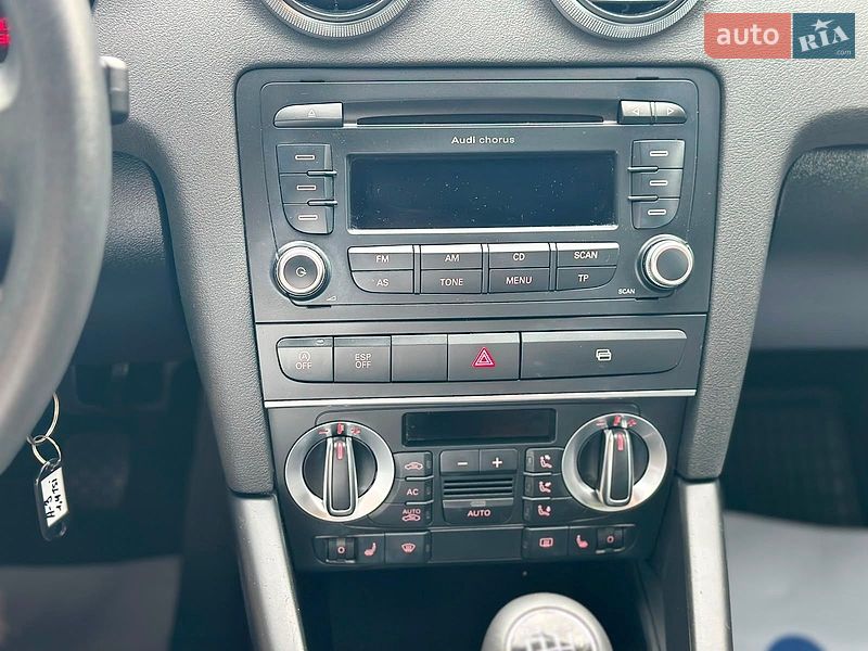 Хетчбек Audi A3 2011 в Старокостянтинові