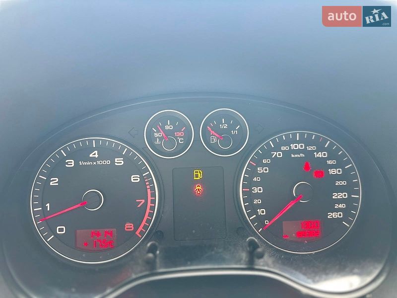 Хетчбек Audi A3 2011 в Старокостянтинові