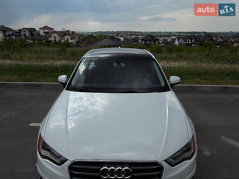 Седан Audi A3 2014 в Ровно