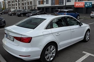 Седан Audi A3 2014 в Ровно