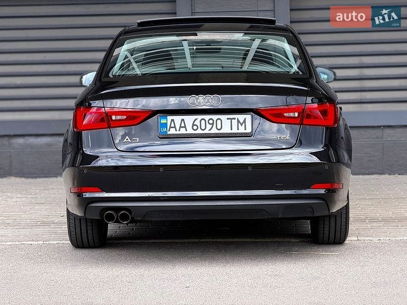 Седан Audi A3 2016 в Киеве