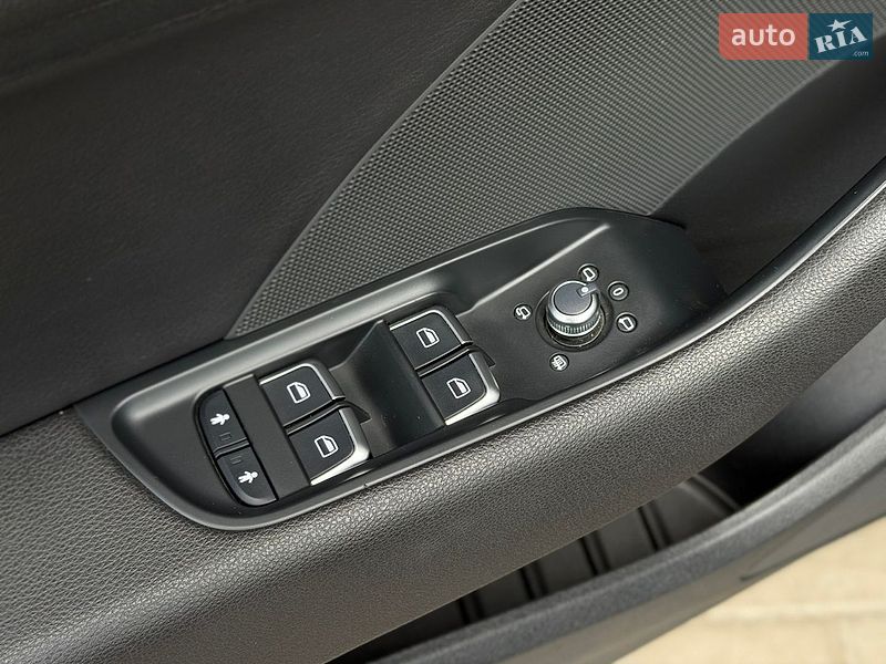 Седан Audi A3 2016 в Киеве