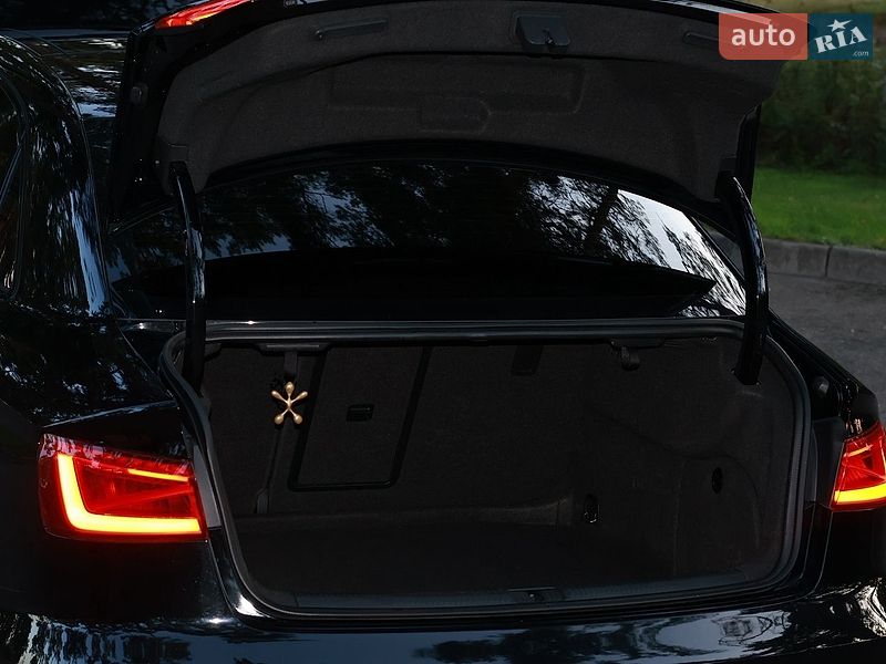 Седан Audi A3 2015 в Киеве фото 27 Седан Audi A3 2015 в Киеве