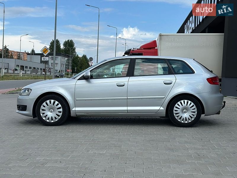 Хэтчбек Audi A3 2009 в Тернополе