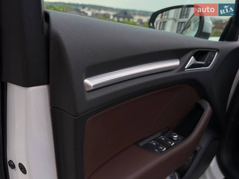 Седан Audi A3 2014 в Ровно
