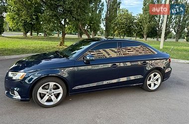 Седан Audi A3 2016 в Харкові