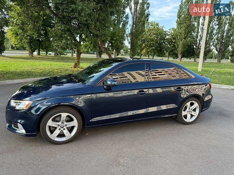 Седан Audi A3 2016 в Харкові