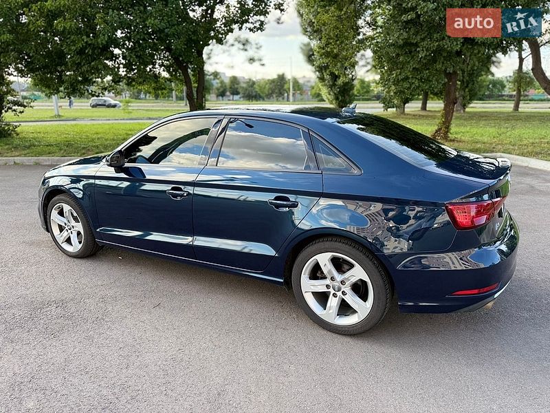 Седан Audi A3 2016 в Харкові