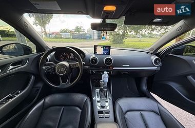 Седан Audi A3 2016 в Харкові