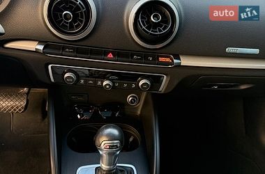 Седан Audi A3 2016 в Харкові