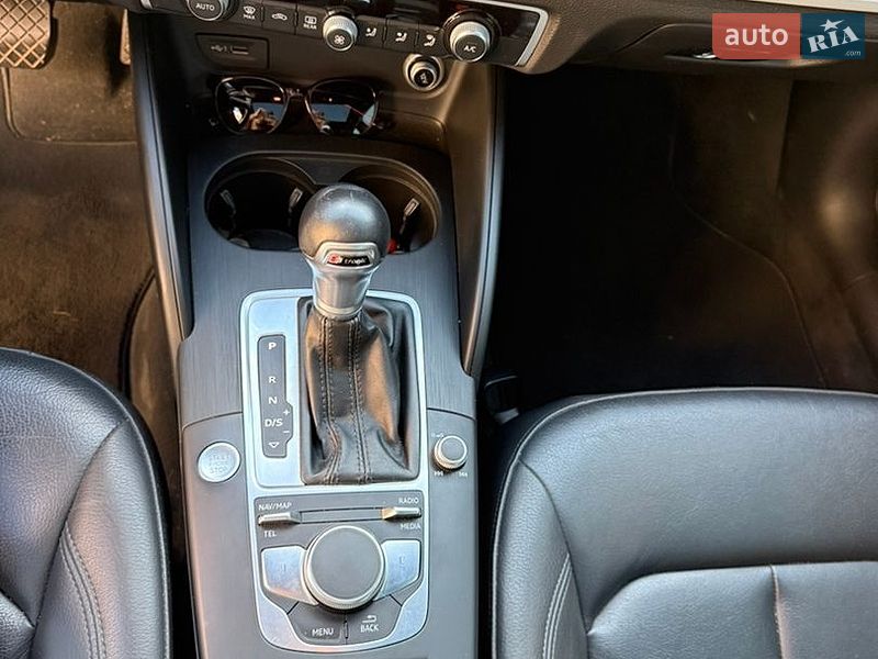 Седан Audi A3 2016 в Харкові