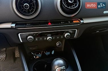 Седан Audi A3 2016 в Харкові