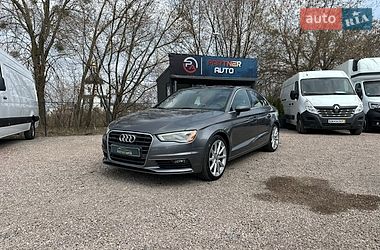 Седан Audi A3 2015 в Рівному