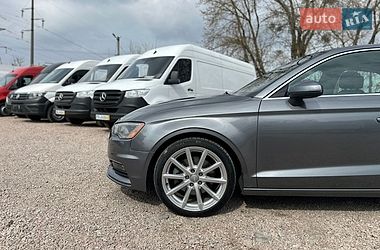 Седан Audi A3 2015 в Рівному
