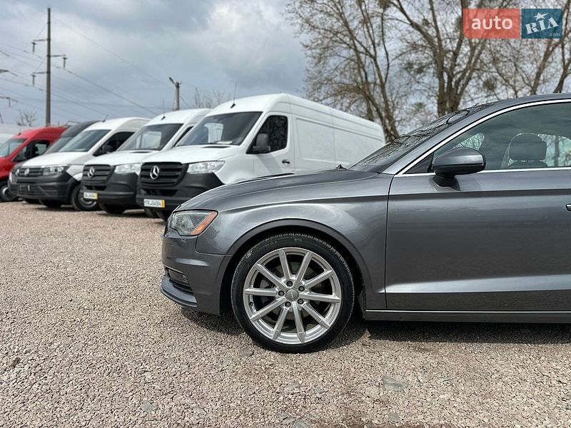 Седан Audi A3 2015 в Рівному