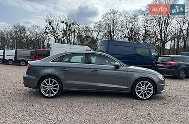 Седан Audi A3 2015 в Рівному