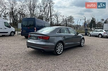 Седан Audi A3 2015 в Рівному