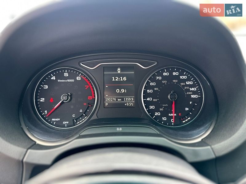 Седан Audi A3 2015 в Рівному