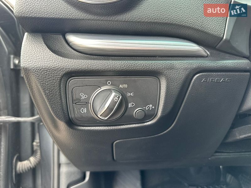 Седан Audi A3 2015 в Рівному