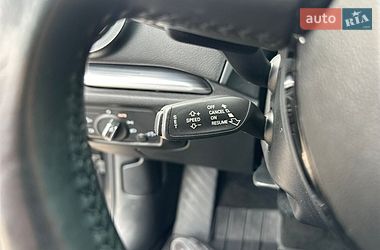 Седан Audi A3 2015 в Рівному