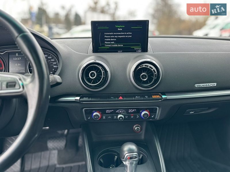 Седан Audi A3 2015 в Рівному