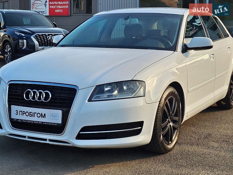 Хэтчбек Audi A3 2013 в Киеве
