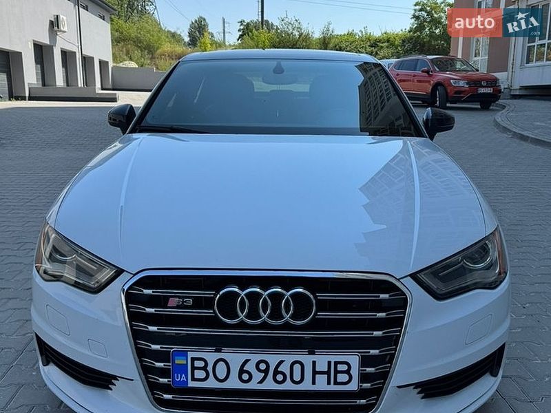 Седан Audi A3 2015 в Тернополі