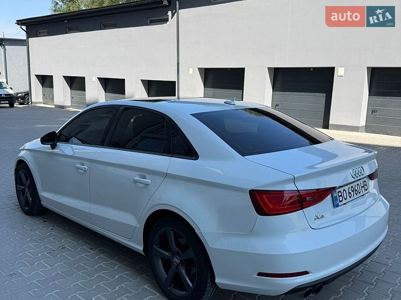 Седан Audi A3 2015 в Тернополі
