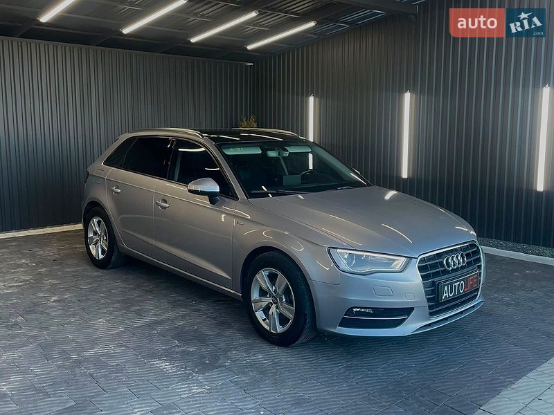 Хетчбек Audi A3 2016 в Іршаві
