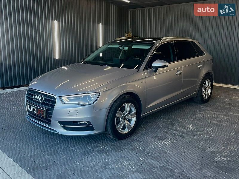 Хетчбек Audi A3 2016 в Іршаві