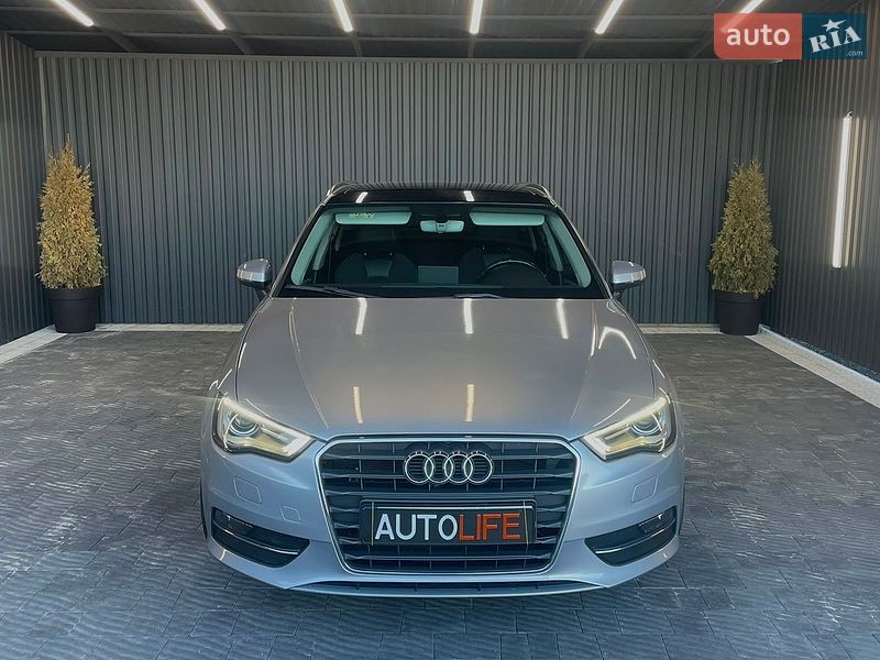 Хетчбек Audi A3 2016 в Іршаві