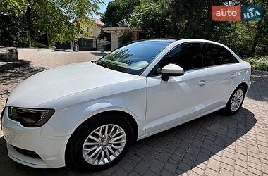 Audi A3  2016