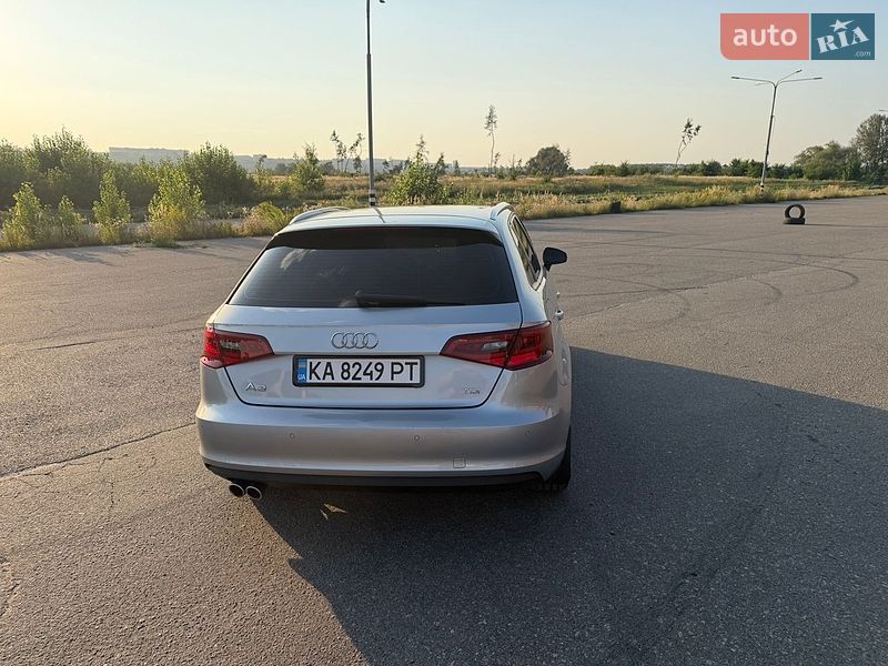 Хетчбек Audi A3 2016 в Харкові