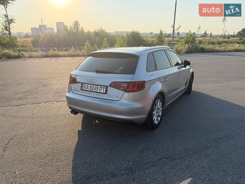 Хетчбек Audi A3 2016 в Харкові