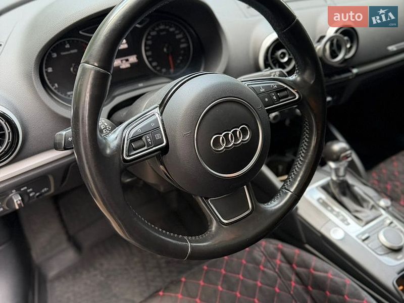 Хетчбек Audi A3 2016 в Харкові
