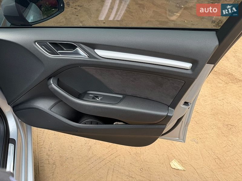 Хетчбек Audi A3 2016 в Харкові