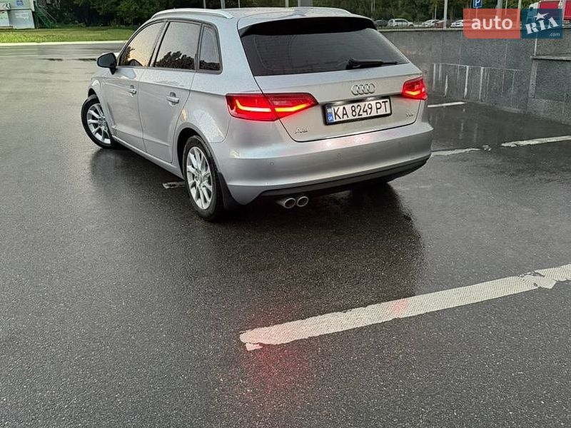 Хетчбек Audi A3 2016 в Харкові