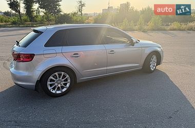 Хетчбек Audi A3 2016 в Харкові
