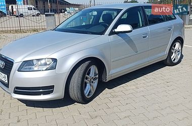 Хэтчбек Audi A3 2012 в Черновцах