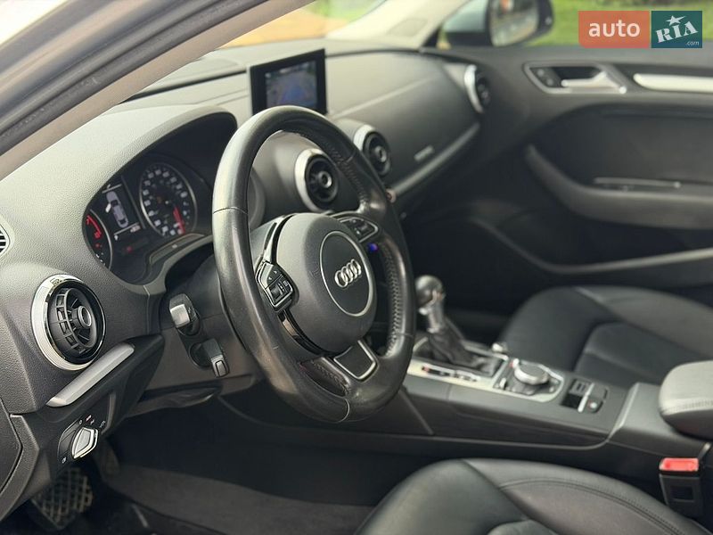 Седан Audi A3 2015 в Києві