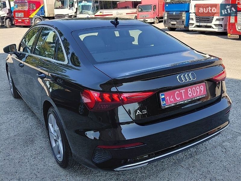 Седан Audi A3 2023 в Дніпрі