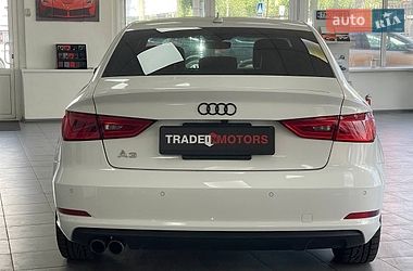 Седан Audi A3 2015 в Киеве фото 10 Седан Audi A3 2015 в Киеве