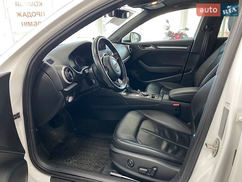 Седан Audi A3 2015 в Киеве фото 17 Седан Audi A3 2015 в Киеве