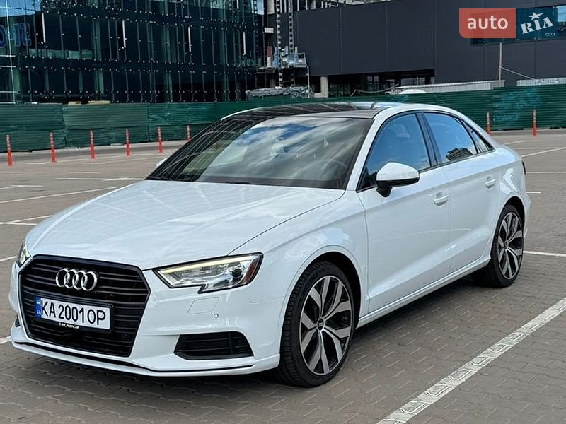 Седан Audi A3 2020 в Киеве