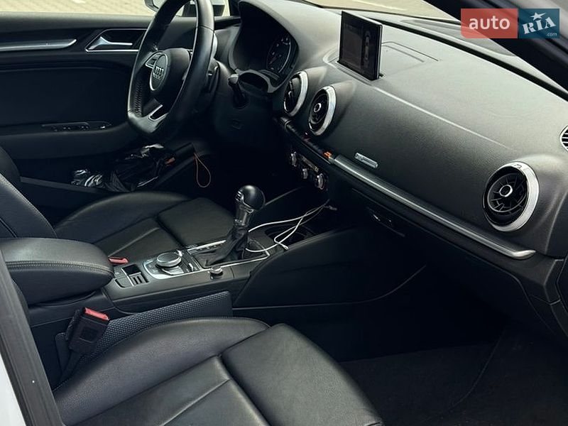 Седан Audi A3 2020 в Киеве