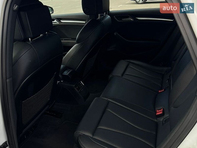 Седан Audi A3 2020 в Киеве