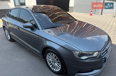 Audi A3  2016