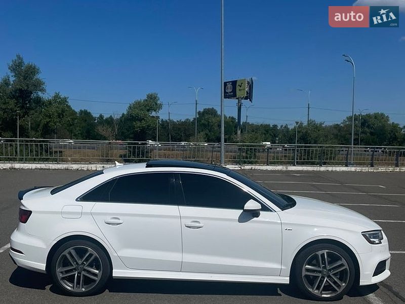 Седан Audi A3 2017 в Києві