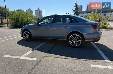Седан Audi A3 2016 в Киеве