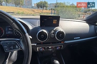 Седан Audi A3 2016 в Киеве
